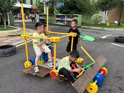 大班上学期生活花絮（万能工匠游戏）