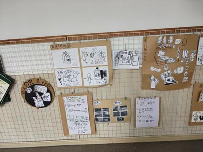 小班上学期话题计划《幼儿园里真好玩》